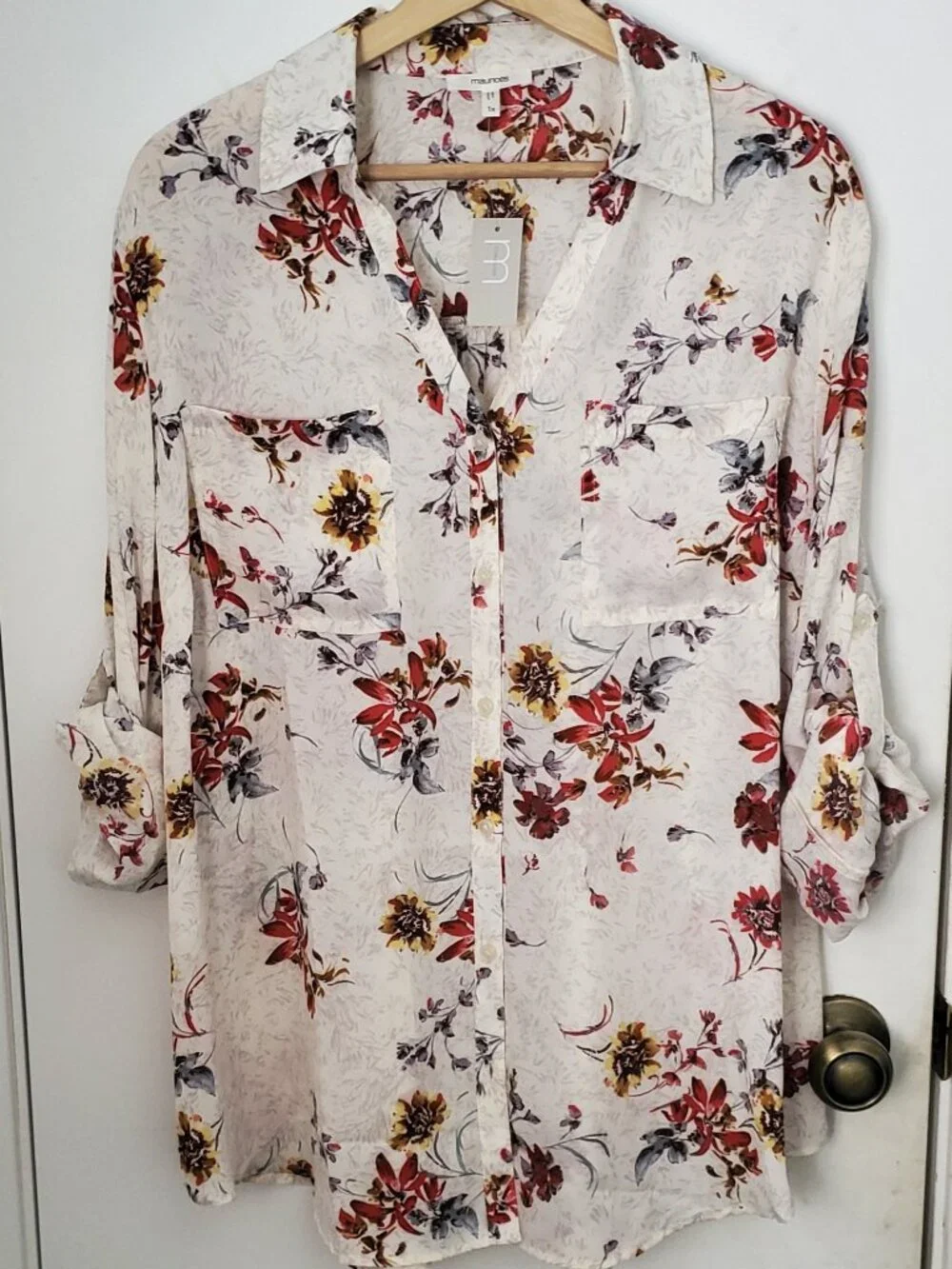 Maurices Floral Winona Button Down Blouse Women's Plus Size 1X - Picture 1 of 9
